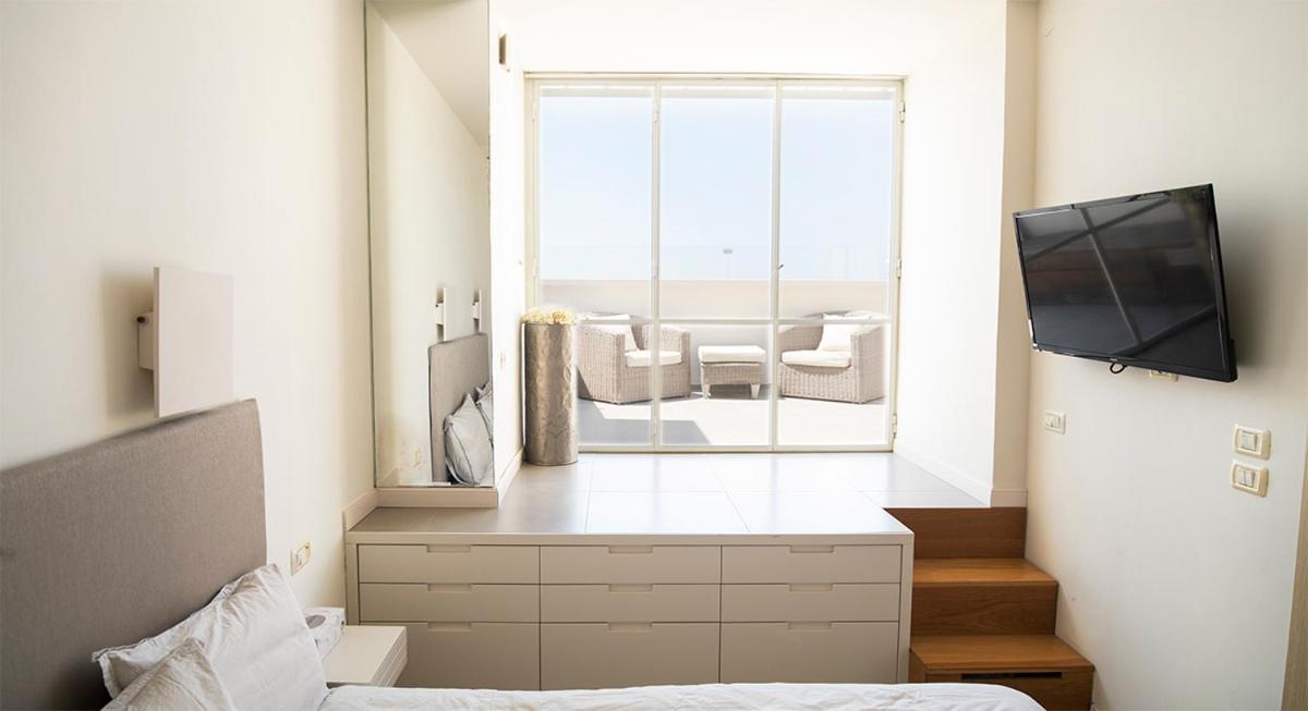 Sea Front Panoramic Duplex Roof-Top Herzliya Exterior photo